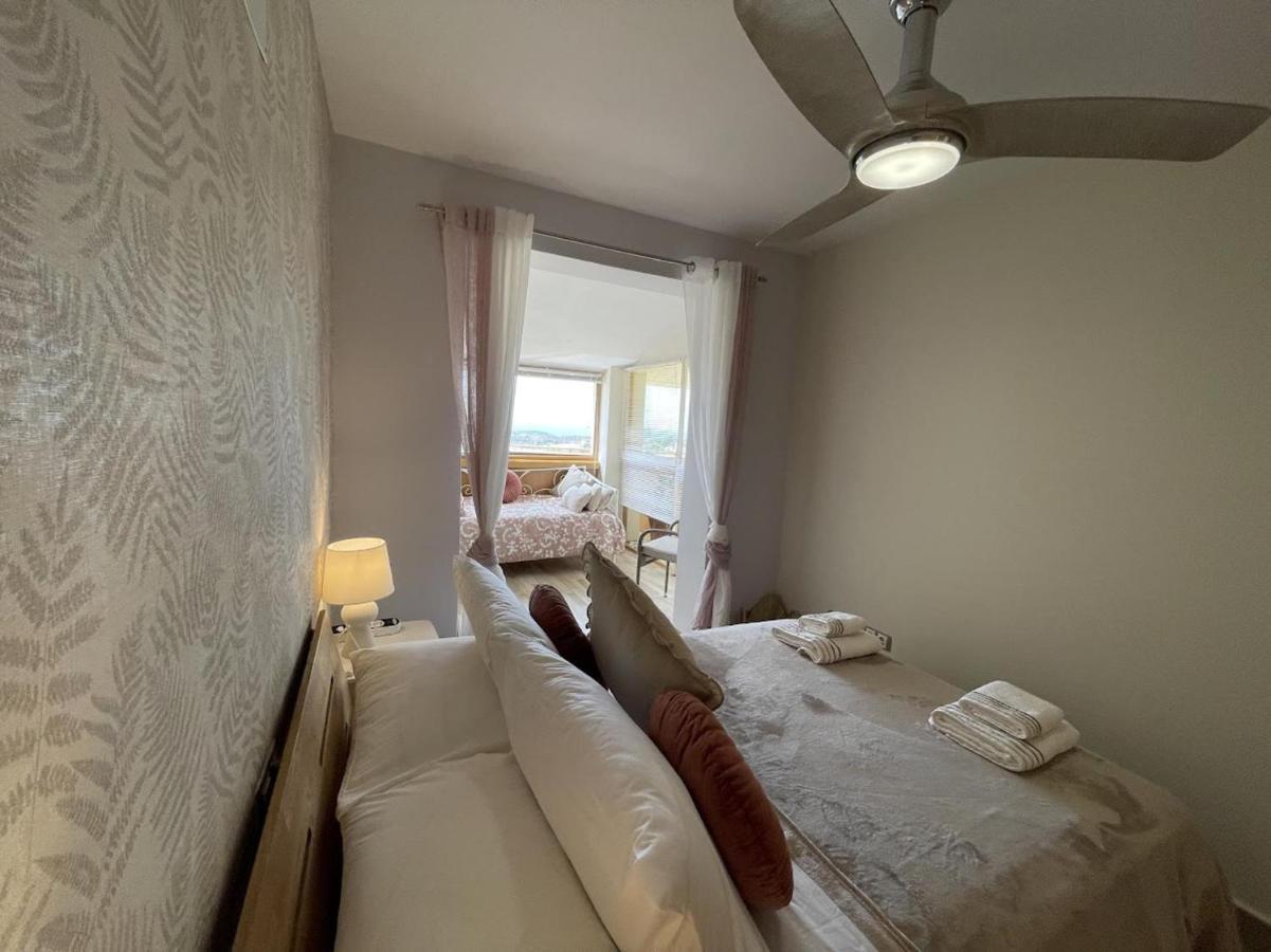 피네스트라트 Modern 2-Floor Penthouse With Sea Views - Sleeps 7 아파트 외부 사진